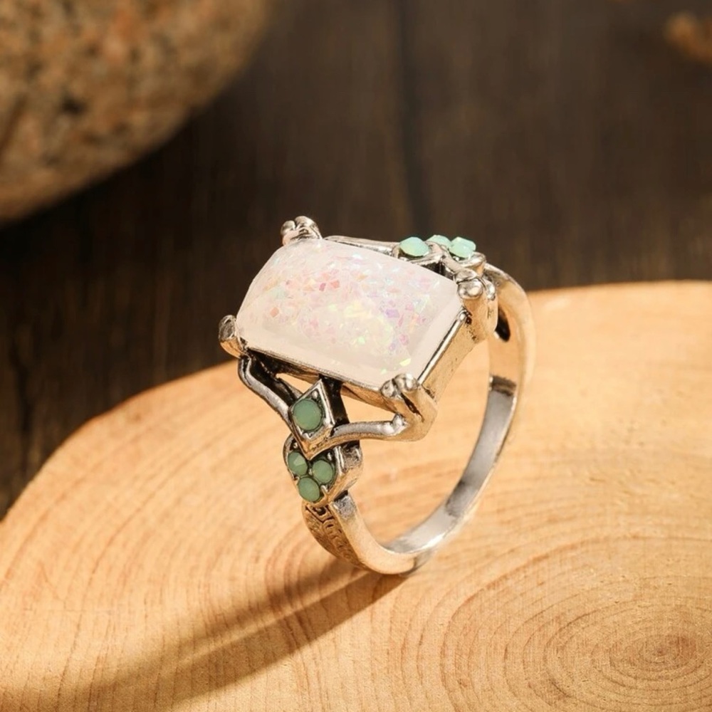 Rectangle Gemstone Decor Ring